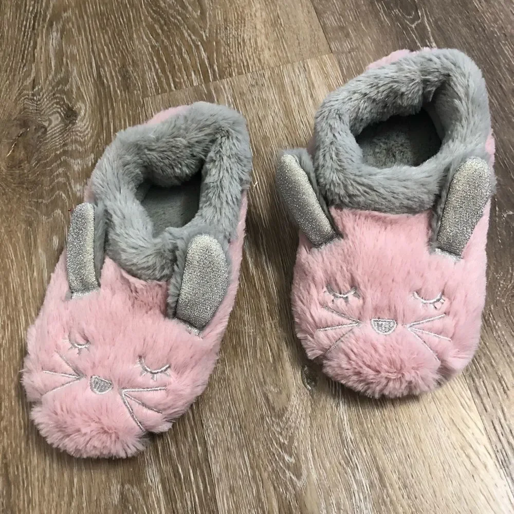 Kinsie girl Pink Gray fuzzy bunny slippers 13/1